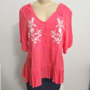 New With Tags Women's Pink Embroidered Top